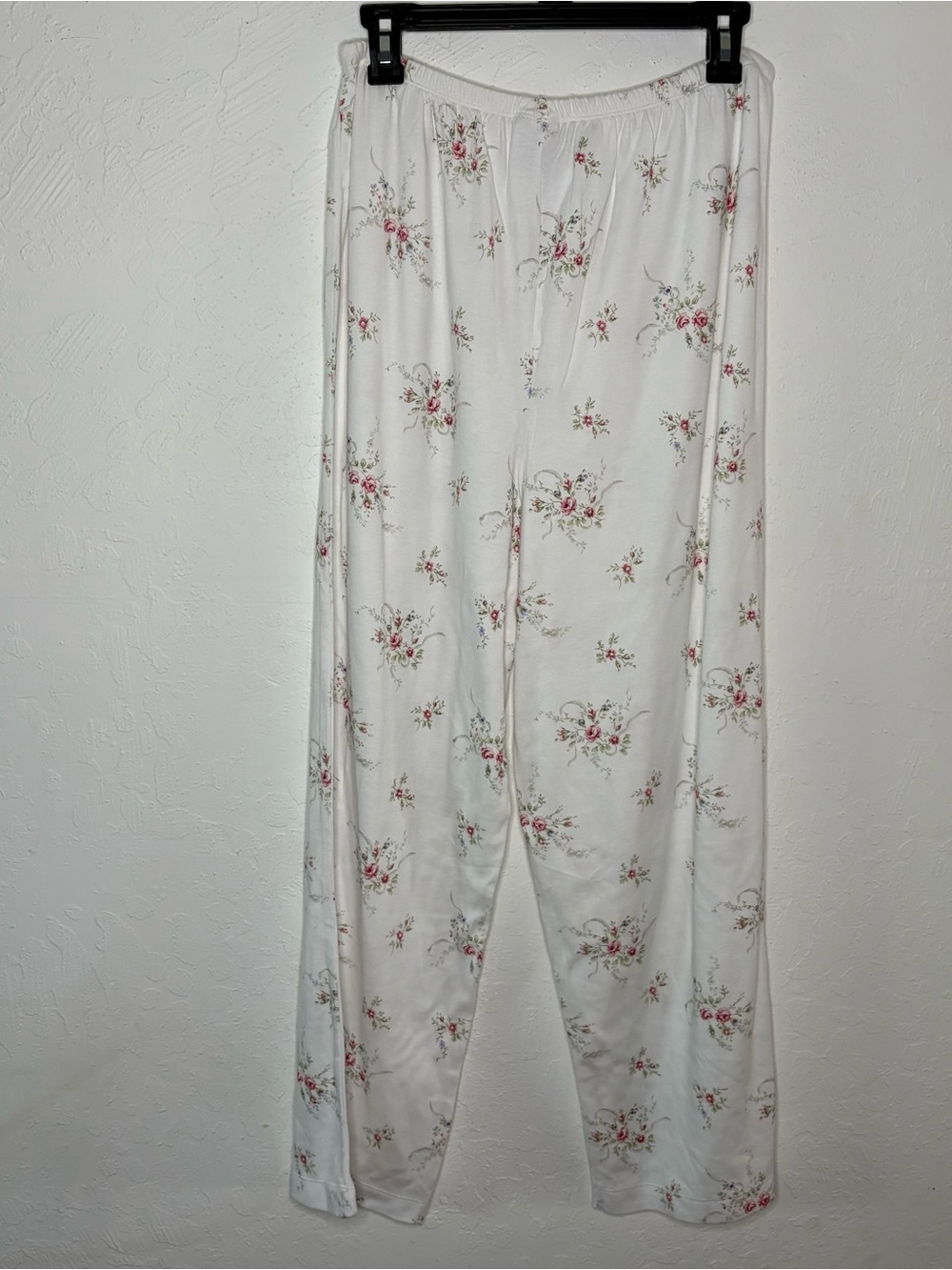 NWT Go Softly 2 Pc Floral Roses Pajama Set Mismatched Size M Top L Pants Cotton - Picture 15 of 16